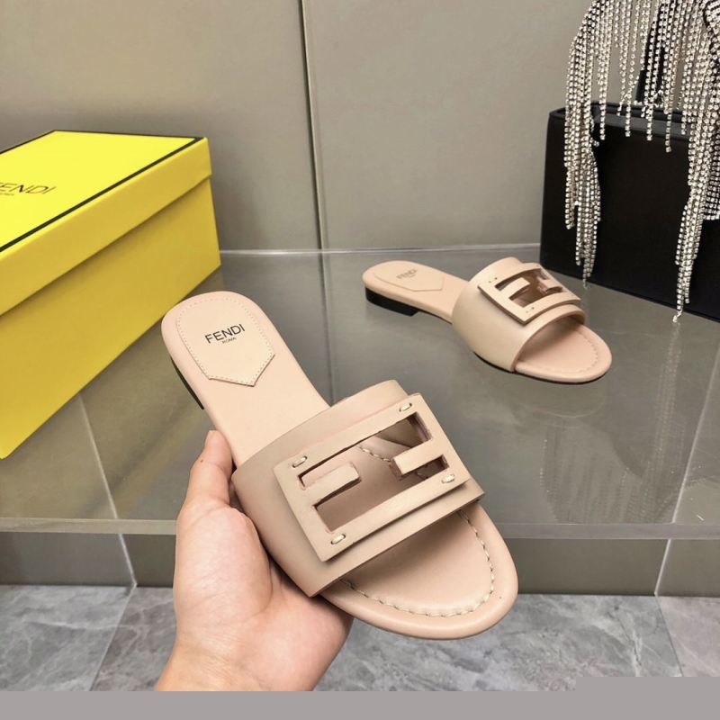 F**di slippers